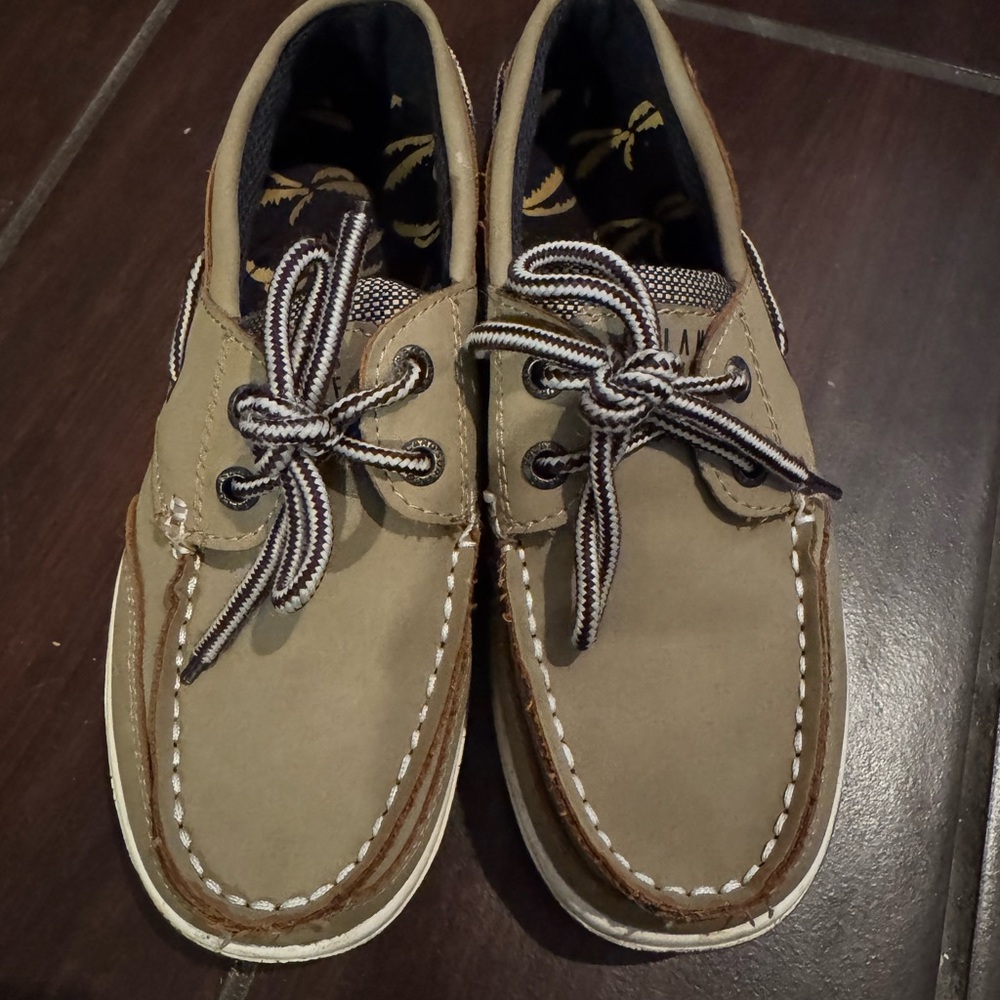 Sperry Kids Tan Boat Shoes with Striped Laces